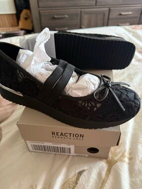 Kenneth Cole Black Lace Mary Jane Loafers with Bow